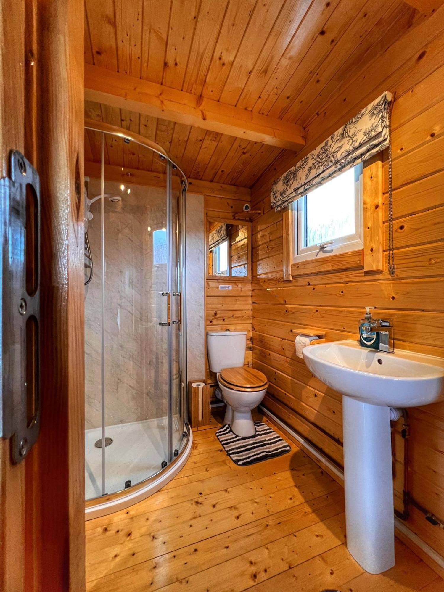 Harlosh Log Cabins Dunvegan  Rum bild